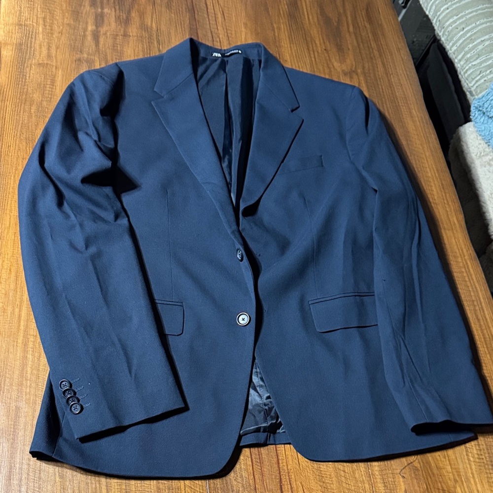 Zara Men's Navy Blazer